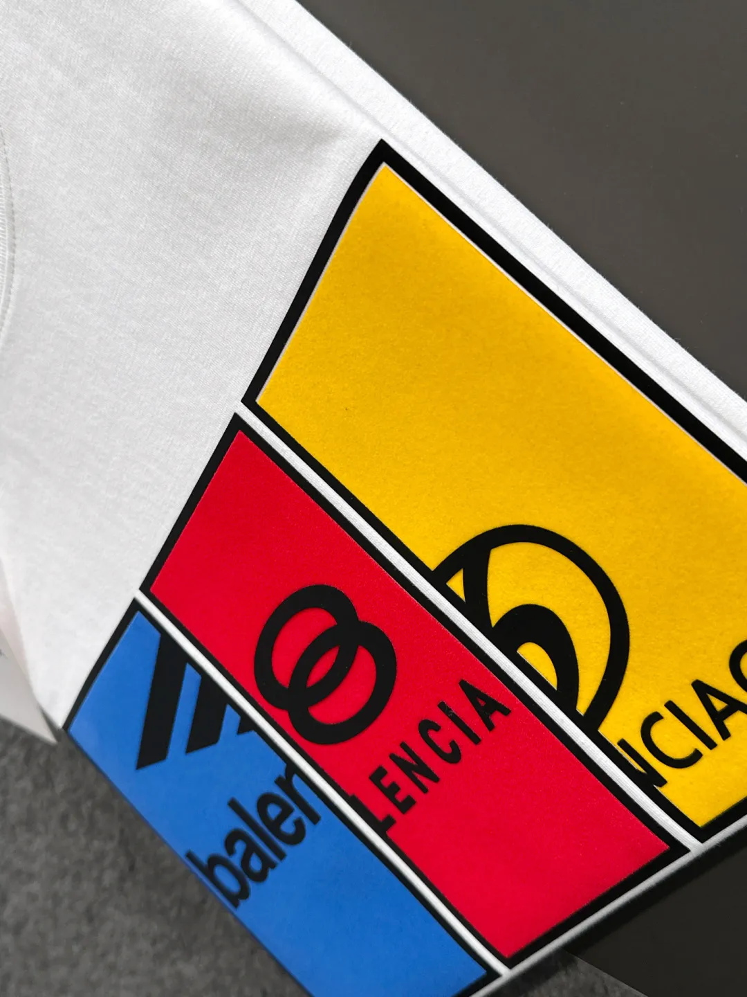 BAL 2025SS New Arrival T ， ， ！ ， ，Classic logo ， ， Sizes M-XXXL